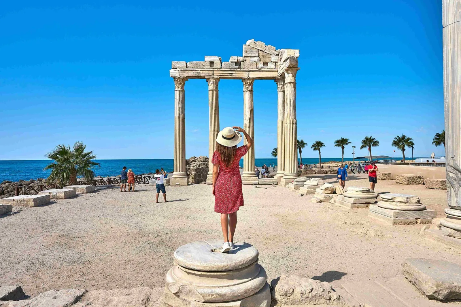 antalya-apollon-tourist-scaled.jpg